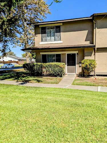 212 Litchi Grove Court, San Jose, CA 95123 - 2 Beds - 1 Baths - 950 Sq.Ft