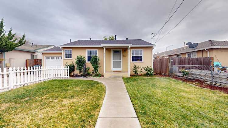 1912 Margaret Street, San Jose, CA 95116 - 2 Beds - 1 Baths - 810 Sq.Ft