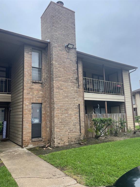 9000 Bissonnet Street # 708, Houston TX, 77074 - 2 Beds - 1 Bath - 877 sqft