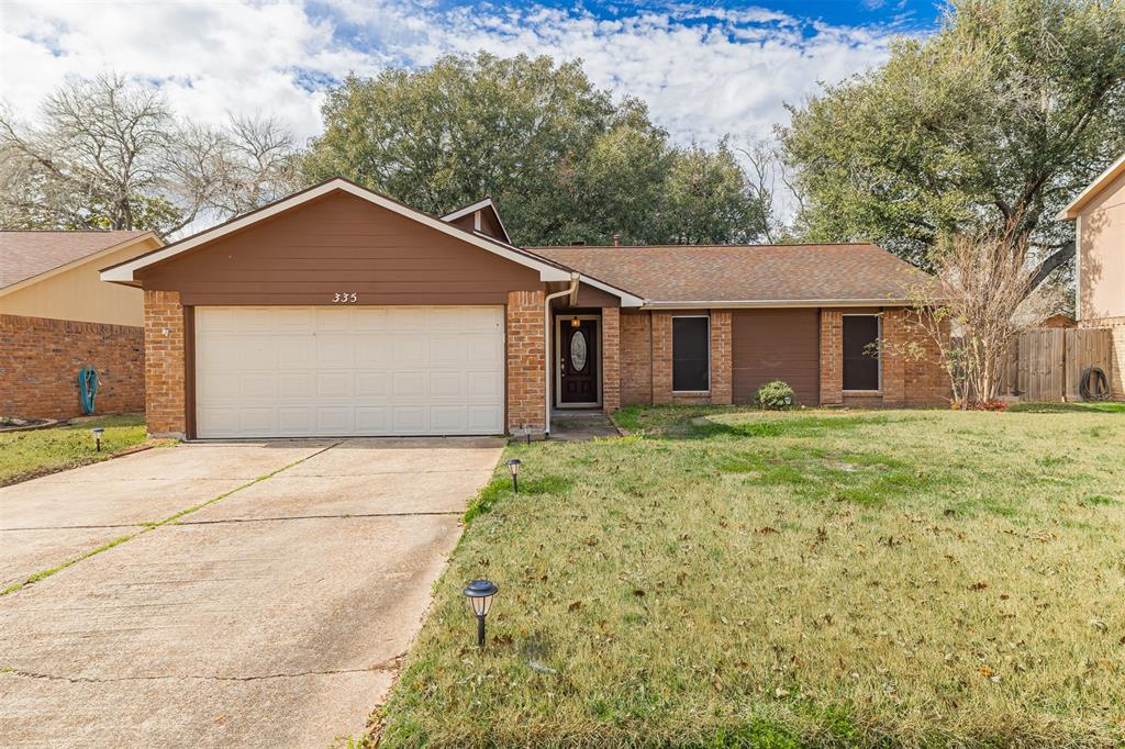 335 William Morton Drive, Richmond TX, 77406 - 3 Beds - 2 Baths - 1,502 sqft