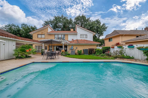 1755 Carriage Way, Sugar Land TX, 77478 - 4 Beds - 3 Baths - 2,634 sqft