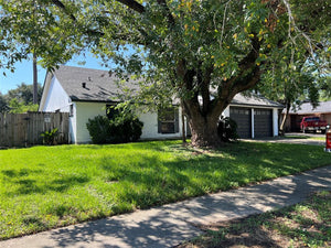 5402 Monteith Drive, North Houston TX, 77373 - 3 Beds - 2 Baths - 1,898 sqft