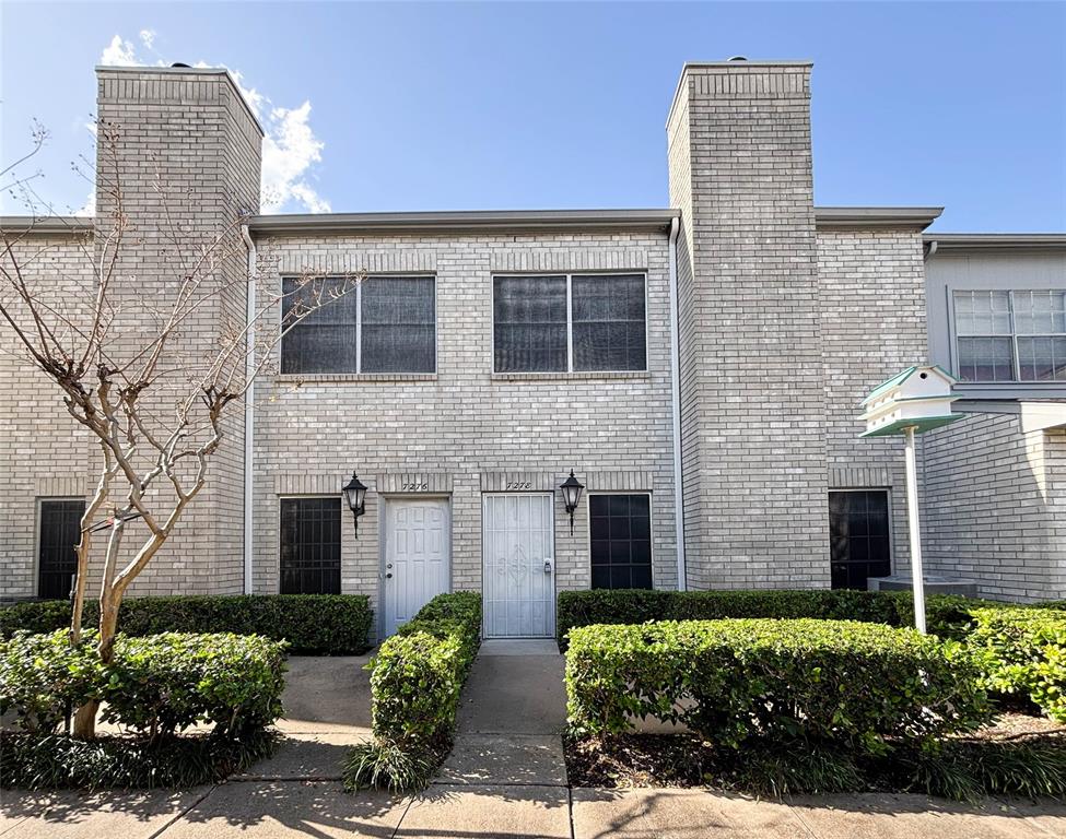 7278 Regency Square Court # 7278, Houston TX, 77036 - 2 Beds - 3 Baths - 1,470 sqft