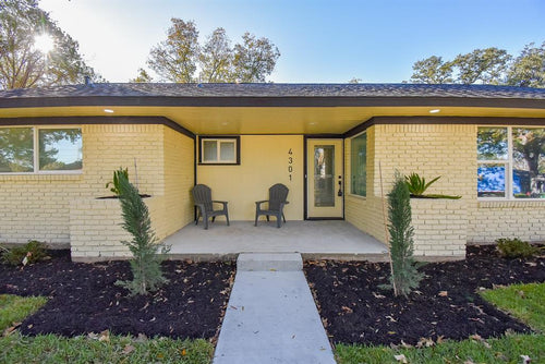 4301 Tonawanda Drive, Houston TX, 77035 - 3 Beds - 2 Baths - 1,872 sqft