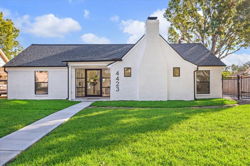 4423 Lymbar Drive, Houston TX, 77096 - 4 Beds - 4 Baths - 3,040 sqft