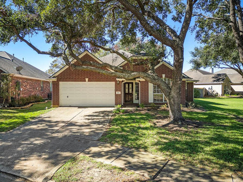 1811 Standing Oak Court, Richmond TX, 77406 - 3 Beds - 2 Baths - 1,960 sqft