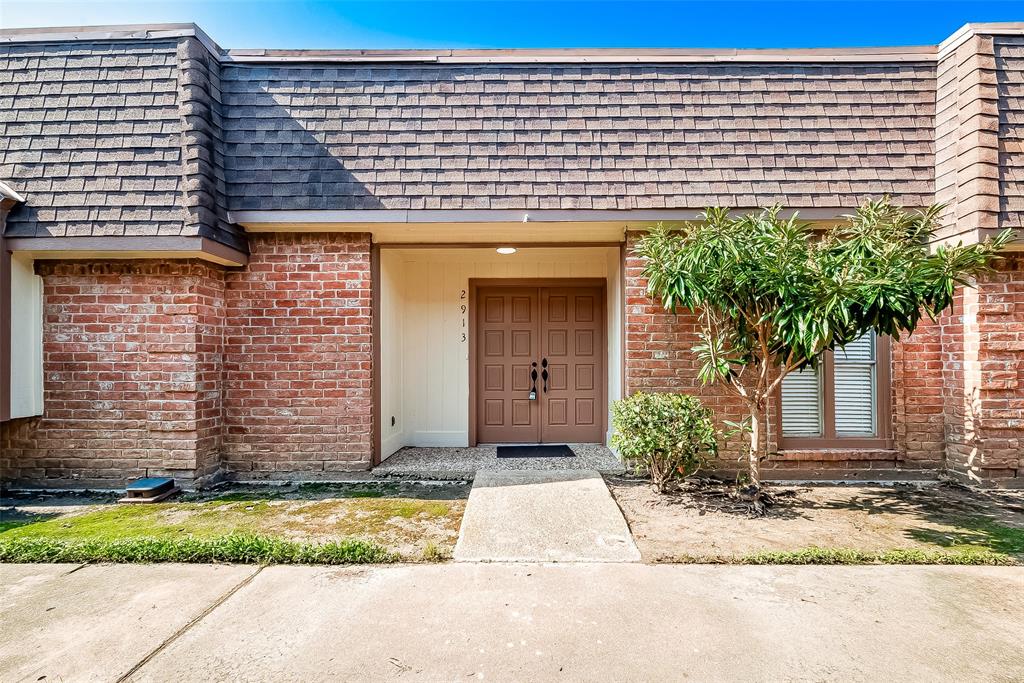 2913 Nottingham Drive, Missouri City TX, 77459 - 2 Beds - 2 Baths - 1,678 sqft