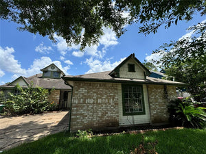 12314 Ashling Drive, Houston TX, 77477 - 3 Beds - 2 Baths - 1,844 sqft