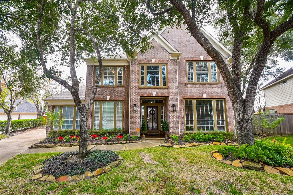 2446 Plantation Bend Drive, Sugar Land TX, 77478 - 4 Beds - 4 Baths - 3,101 sqft