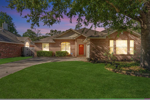 31127 Perlican Drive, Spring TX, 77386 - 3 Beds - 2 Baths - 1,980 sqft