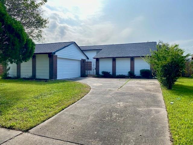 2322 Edgedale Drive, Missouri City TX, 77489 - 3 Beds - 2 Baths - 1,590 sqft