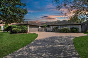 131 N Keswick Court, Sugar Land TX, 77478 - 4 Beds - 3 Baths - 2,739 sqft