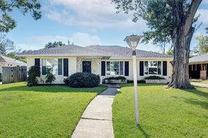 3823 Murworth Drive, Houston TX, 77025 - 3 Beds - 2 Baths - 1,790 sqft