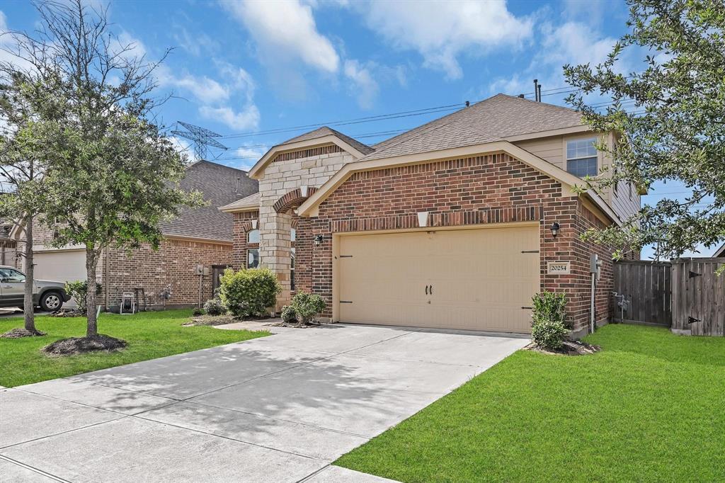 20254 Fossil Valley Lane, Cypress TX, 77433 - 4 Beds - 4 Baths - 2,799 sqft