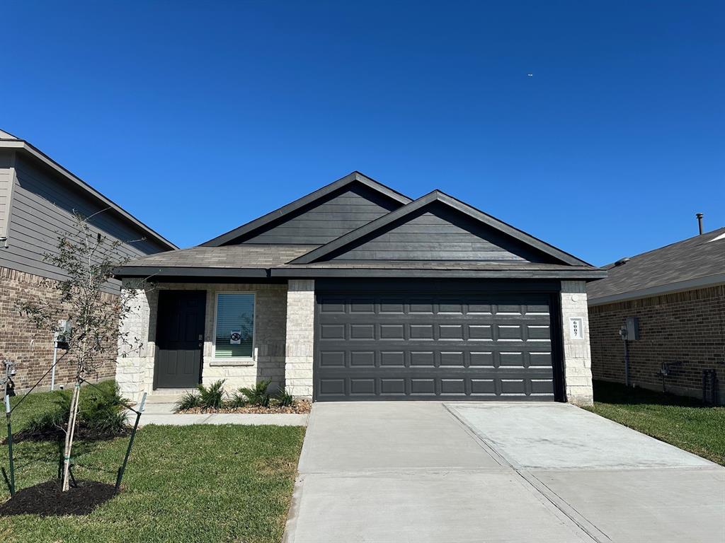 6007 Hampton Valley Drive, Spring TX, 77373 - 3 Beds - 2 Baths - 1,539 sqft