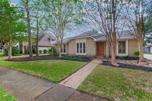 3030 Edgewood Drive, Sugar Land TX, 77479 - 4 Beds - 2 Baths - 2,307 sqft