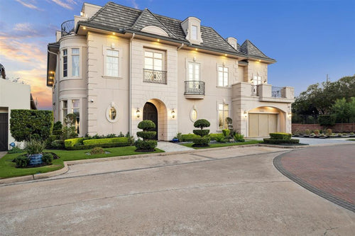 15302 Oyster Creek Lane, Sugar Land TX, 77478 - 4 Beds - 6 Baths - 7,253 sqft