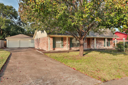 13002 Bexhill Drive, Houston TX, 77065 - 4 Beds - 3 Baths - 2,455 sqft