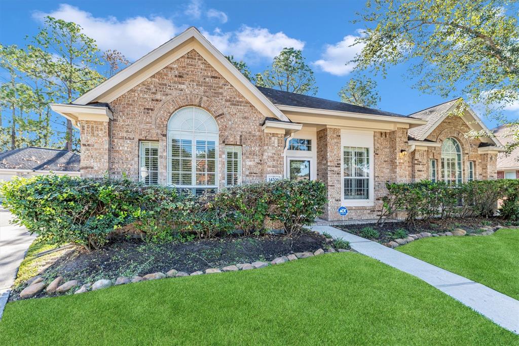 14206 Begonia Estates Court, Cypress TX, 77429 - 3 Beds - 2 Baths - 2,200 sqft