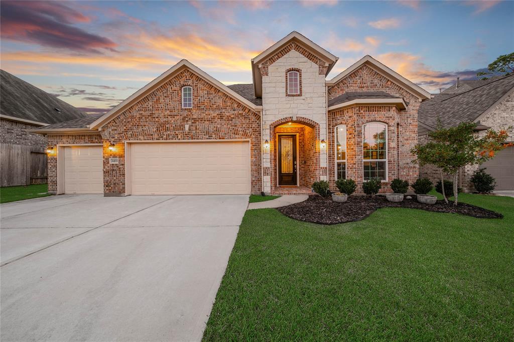 24111 Rosedale Oaks Drive, Spring TX, 77389 - 4 Beds - 4 Baths - 2,938 sqft