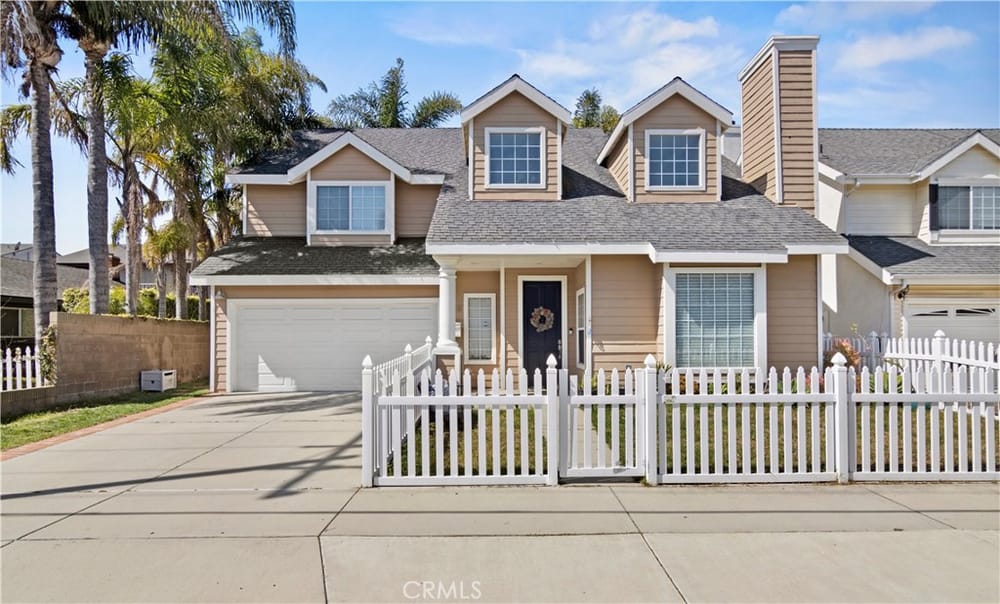 1813 Huntington Street, Huntington Beach, CA 92648 - 4 Beds - 4 Baths - 2,105 sq ft