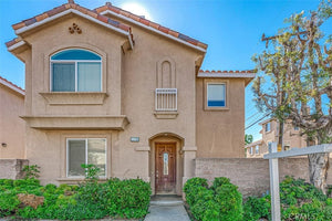 11195 Reagan Street, Los Alamitos, CA 90720 - 3 Beds - 3 Baths - 1,653 sq ft