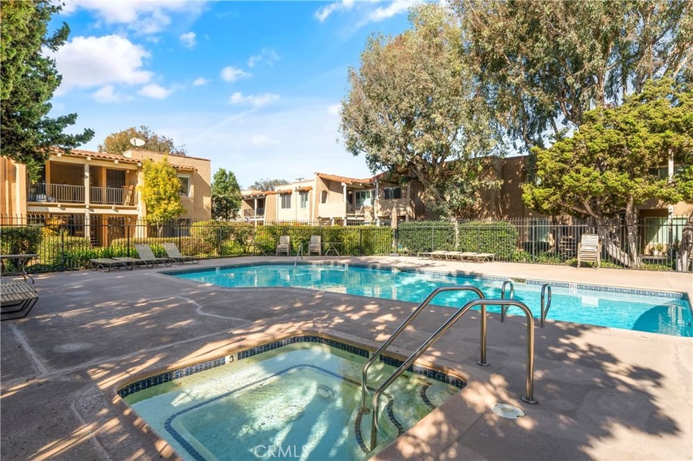 13722 Red Hill Avenue #75, Tustin, CA 92780 - 1 Bed - 1 Bath - 696 sq ft