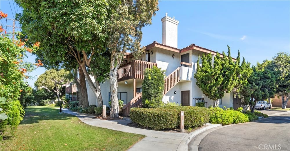 13061 Creek View Drive #101, Garden Grove, CA 92844 - 2 Beds - 2 Baths - 1,020 sq ft