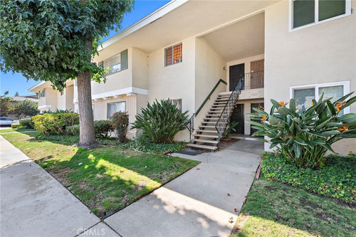 2025 Oxford Avenue #5, Fullerton, CA 92831 - 2 Beds - 2 Baths - 960 sq ft