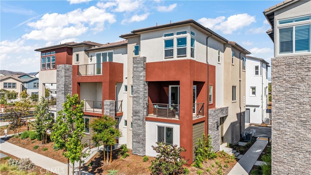 104 Abacus, Irvine, CA 92618 - 4 Beds - 4 Baths - 2,110 sq ft