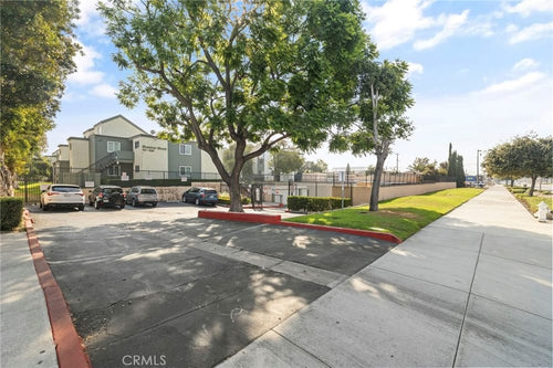 611 N Bristol Street #7, Santa Ana, CA 92703 - 1 Bed - 1 Bath - 708 sq ft