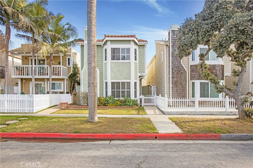 224 17th Street, Huntington Beach, CA 92648 - 4 Beds - 3 Baths - 2,174 sq ft