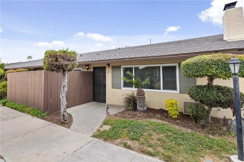 134 S. Magnolia Ave #18C, Anaheim, CA 92804 - 3 Beds - 2 Baths - 1,178 sq ft