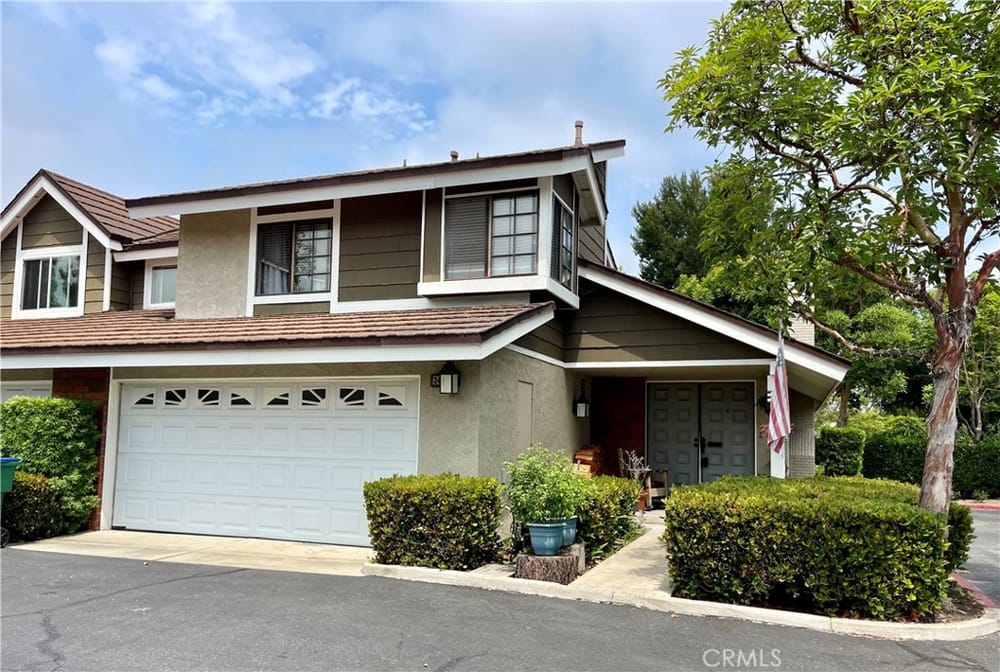 24 Marigold #17, Irvine, CA 92614 - 3 Beds - 3 Baths - 1,600 sq ft