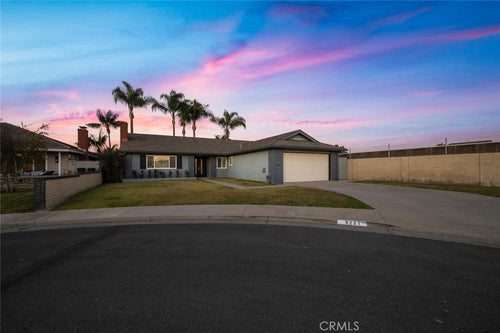 9221 Carrolltown Drive, Huntington Beach, CA 92646 - 4 Beds - 2 Baths - 1,606 sq ft