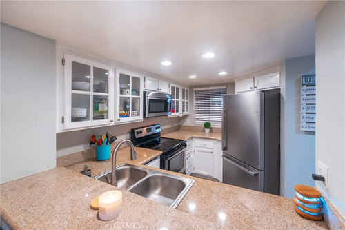 1200 Pacific Coast #102, Huntington Beach, CA 92648 - 2 Beds - 2 Baths - 1,046 sq ft