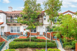 12647 Trent Jones Lane, Tustin, CA 92782 - 3 Beds - 3 Baths - 1,724 sq ft