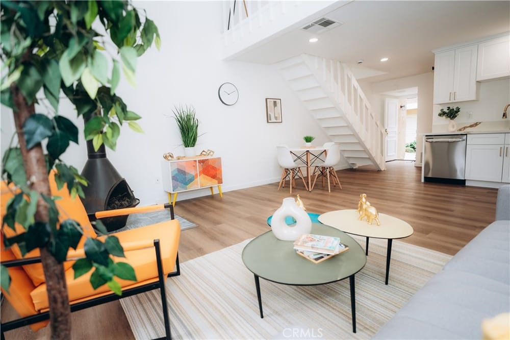 163 Pineview, Irvine, CA 92620 - 2 Beds - 1 Bath - 934 sq ft