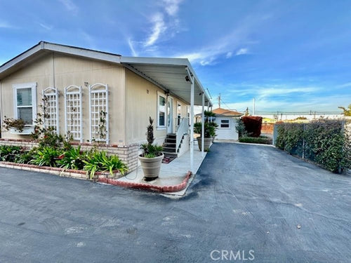 1660 Whittier Avenue #17, Costa Mesa, CA 92627 - 1 Bed - 1 Bath - 650 sq ft