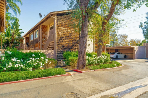 1030 Cabrillo Park Drive #B, Santa Ana, CA 92701 - 1 Bed - 1 Bath - 691 sq ft