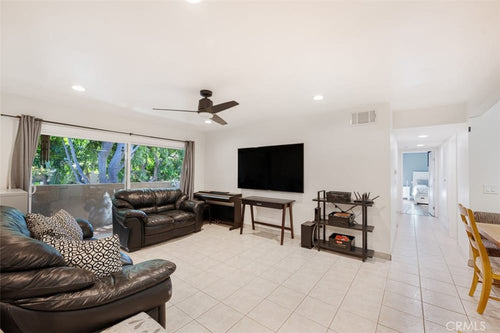 1001 W Macarthur #52, Santa Ana, CA 92707 - 3 Beds - 2 Baths - 1,118 sq ft