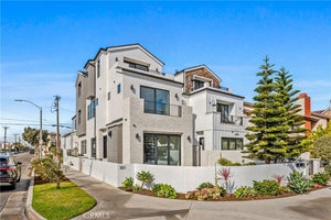 301 12th Street, Huntington Beach, CA 92648 - 4 Beds - 4 Baths - 2,783 sq ft