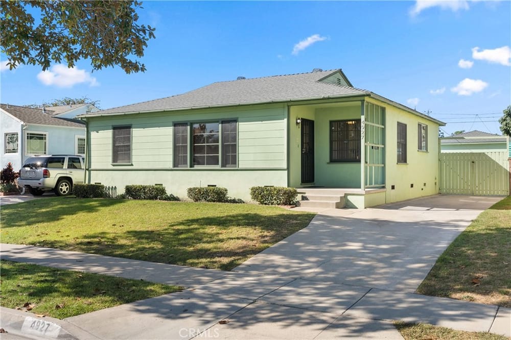 4927 Verdura Avenue, Lakewood, CA 90712 - 3 Beds - 1 Bath - 1,165 sq ft