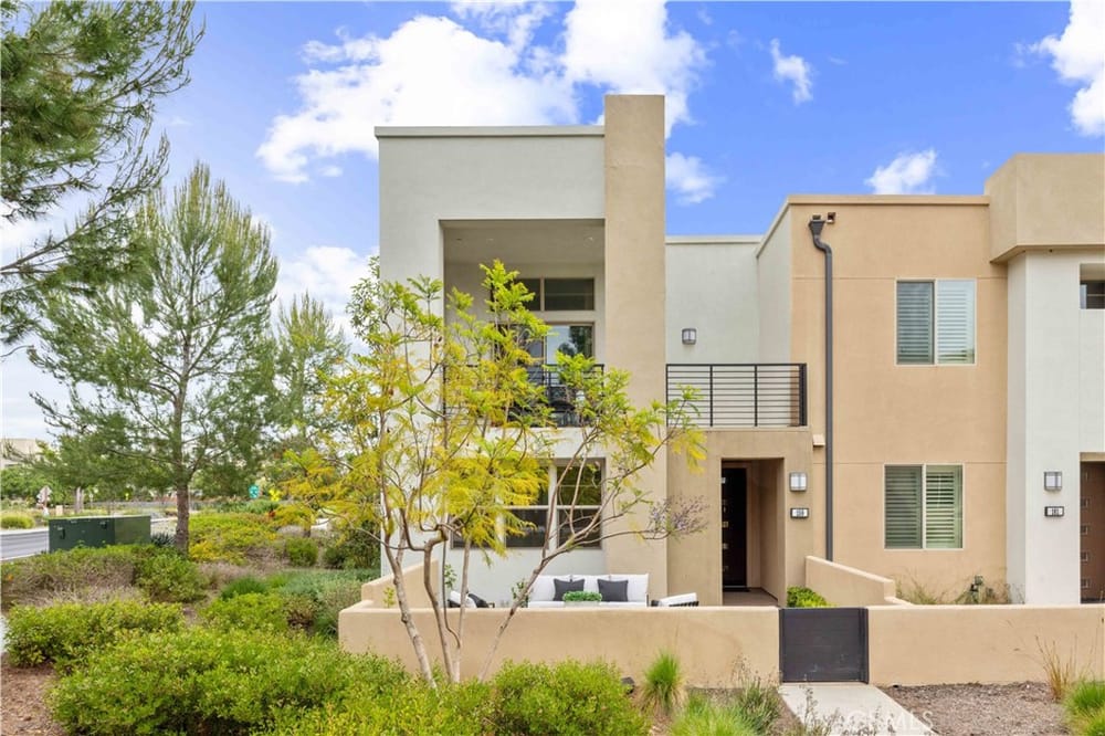 159 Cadence, Irvine, CA 92618 - 4 Beds - 3 Baths - 2,732 sq ft
