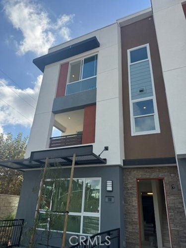 1818 E. 1st Street E #550, Santa Ana, CA 92701 - 3 Beds - 4 Baths - 2,483 sq ft