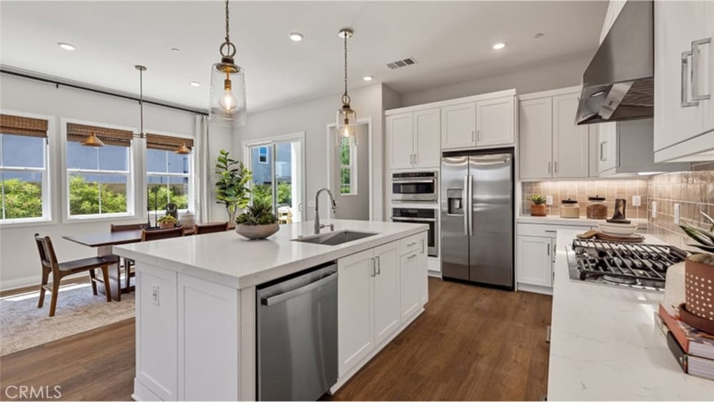 213 Westdale, Irvine, CA 92618 - 5 Beds - 5 Baths - 2,546 sq ft