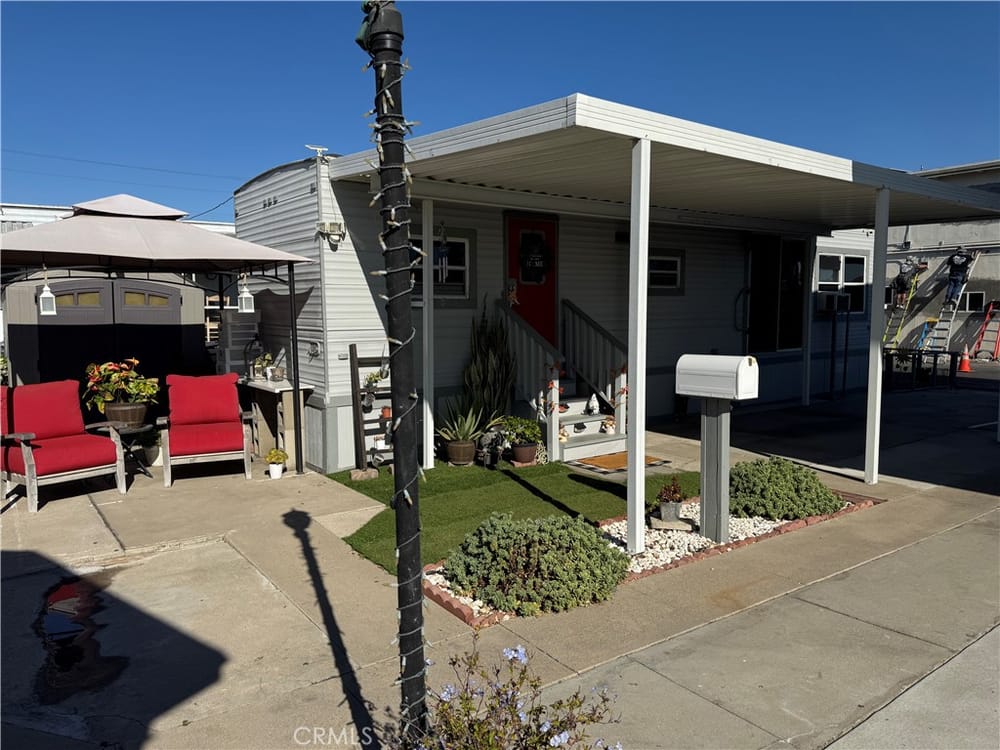 1850 W Orangethorpe Avenue #1, Fullerton, CA 92833 - 2 Beds - 1 Bath - 13,911 sq ft