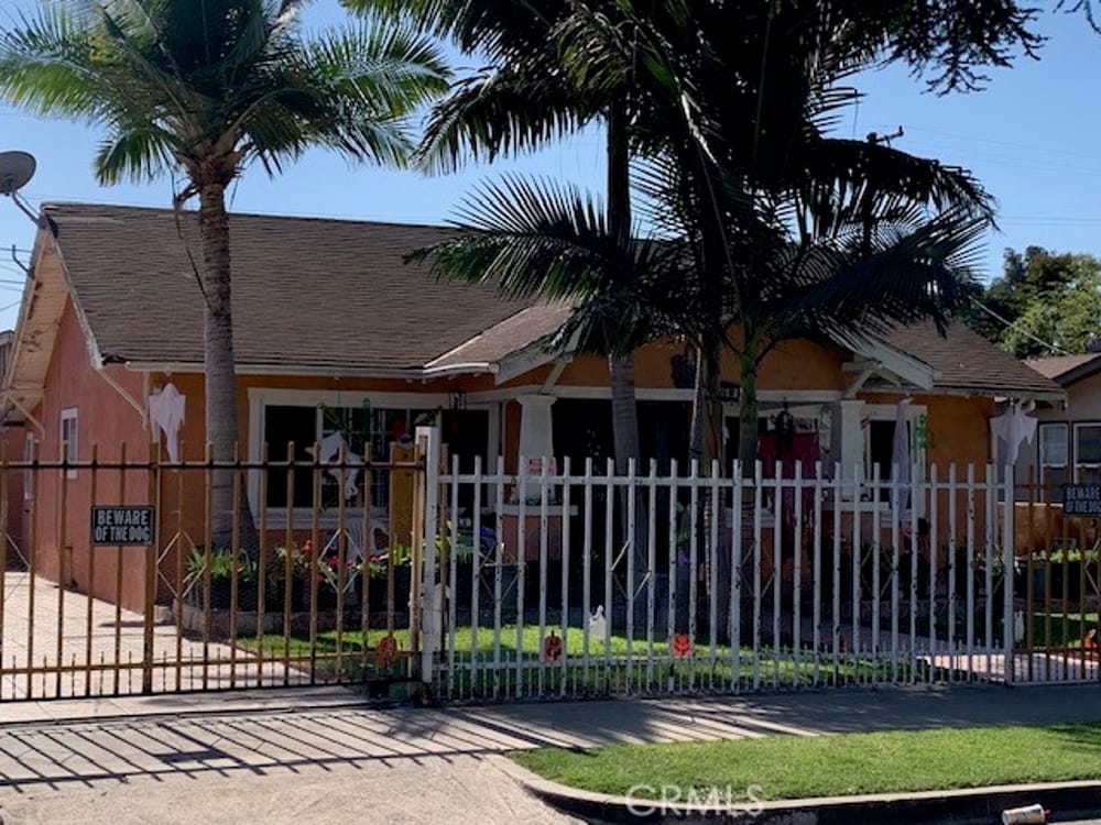 926 W Camile Street, Santa Ana, CA 92703 - 3 Beds - 1 Bath - 1,326 sq ft
