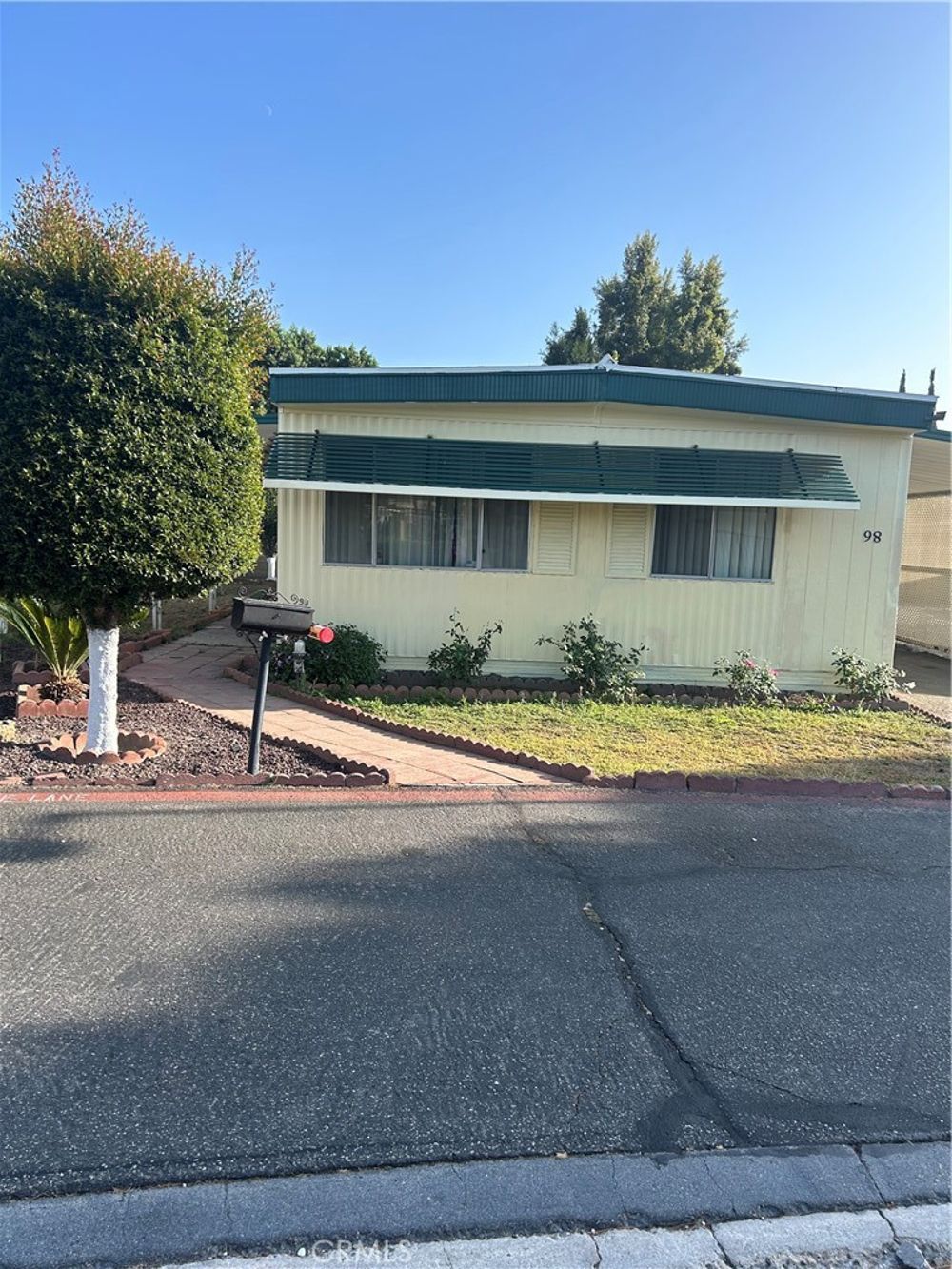 1844 HASTER #98, Anaheim, CA 92802 - 2 Beds - 2 Baths - 960 sq ft