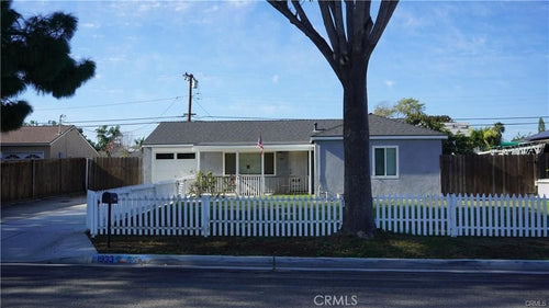 1933 Federal Avenue, Costa Mesa, CA 92627 - 3 Beds - 1 Bath - 1,034 sq ft